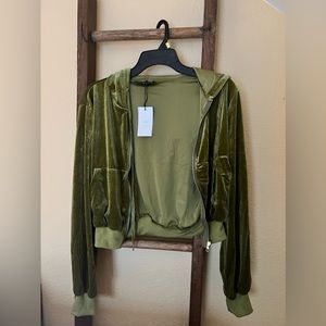 NWT green zip-up hoodie